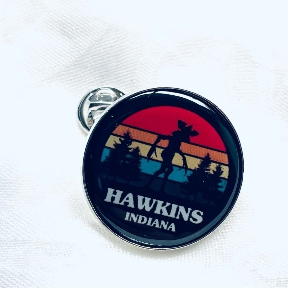 Stranger Things - Lot of 2 NEW - Demogorgon Keychain & Demogorgon Hawkins Pin
